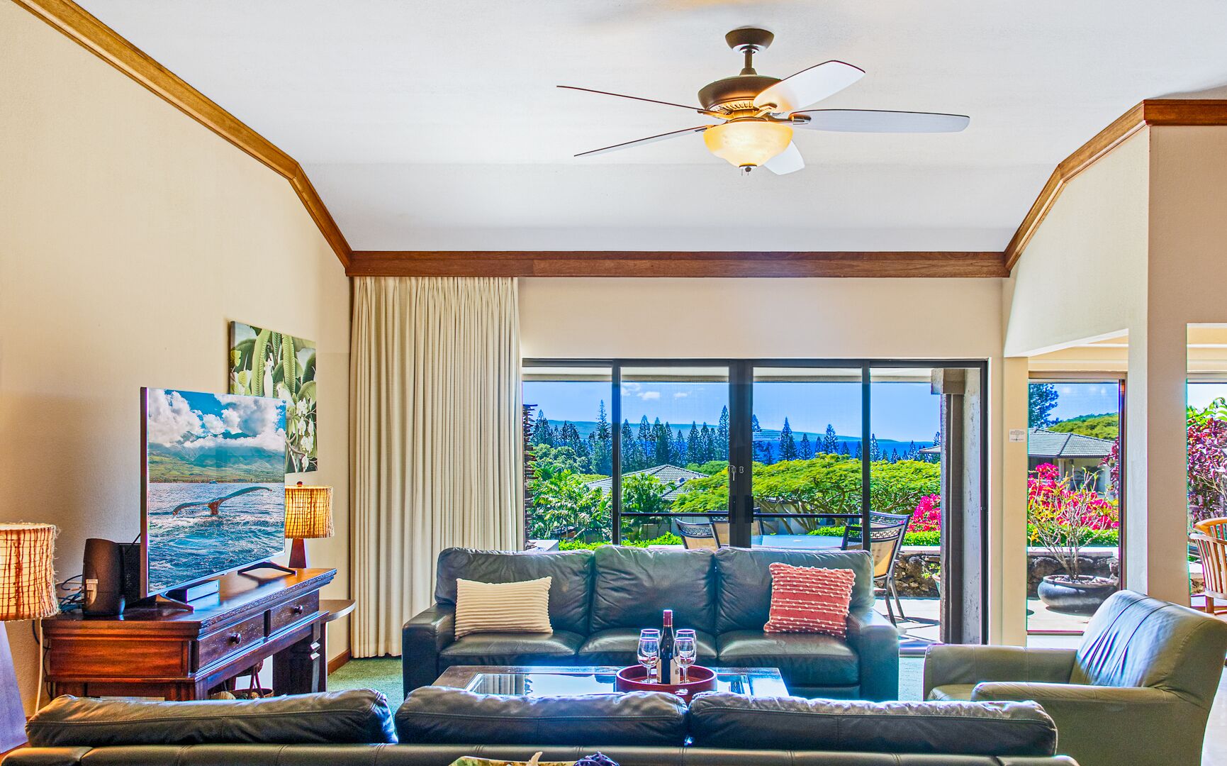 REDUCED Pricing ~ Platinum Maui Vacations ~ Warm Tropical Infusion