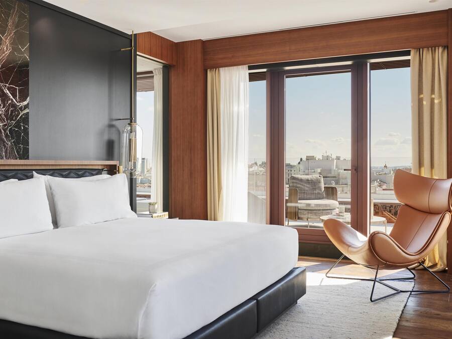 Ropa de cama hipoalergénica y minibar