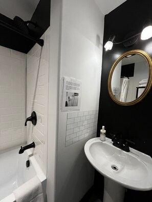Superior Double Room, 2 Queen Beds, Non Smoking, Private Bathroom | Bathroom | Rainfall showerhead, hair dryer, towels, soap - Manoir Sainte Geneviève (Québec City)