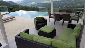 Outdoor dining - Modern House with Heated Pool and Great Views (Chame, Sora)