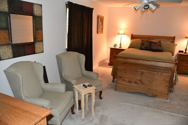 3 chambres, fer et planche à repasser, accès au Wi-Fi (inclus)