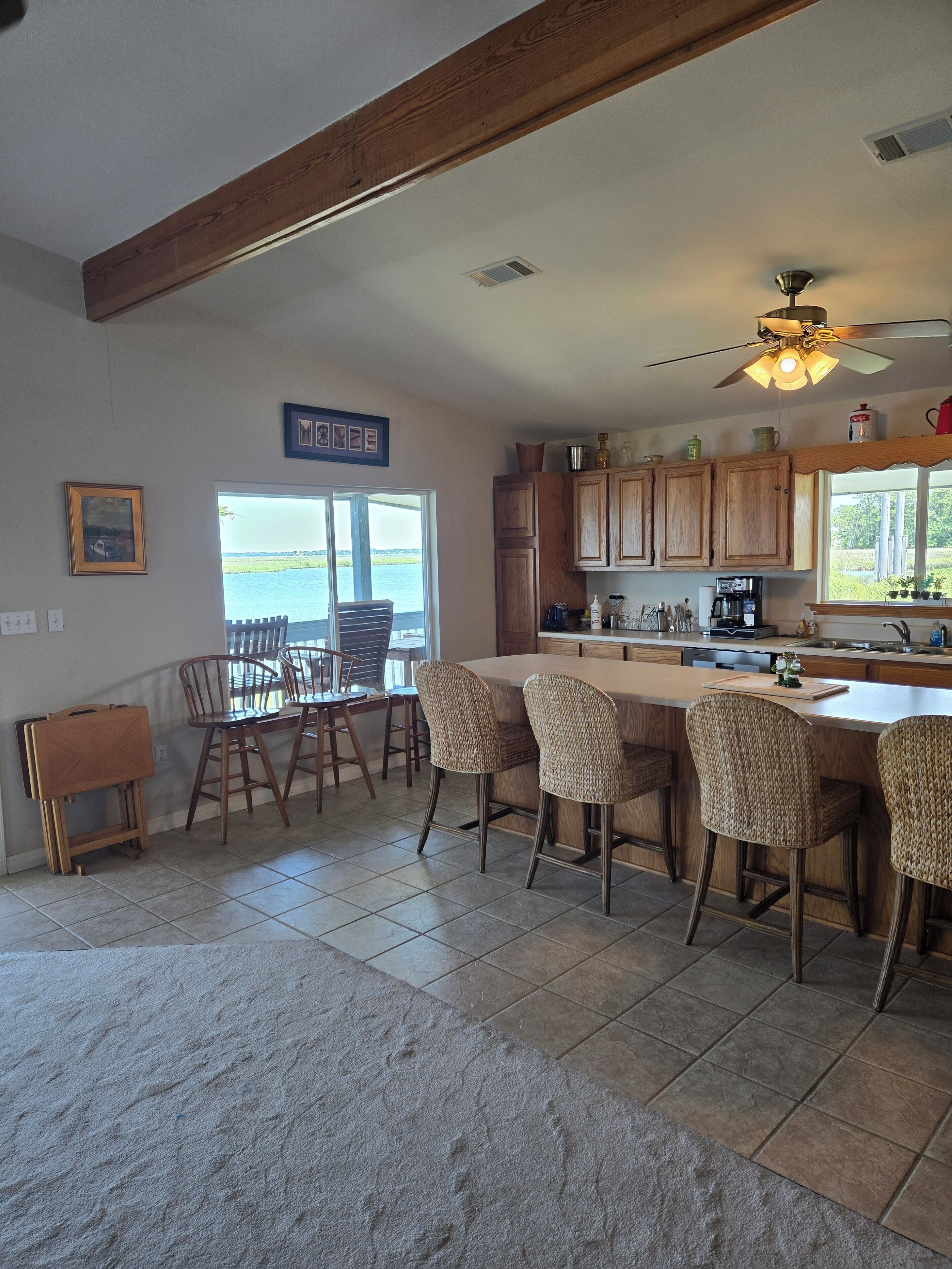 ثلاجة، ميكروويف، فرن، موقد طهي مسطح