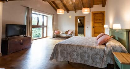 Llanes, 6 double rooms with bathroom
