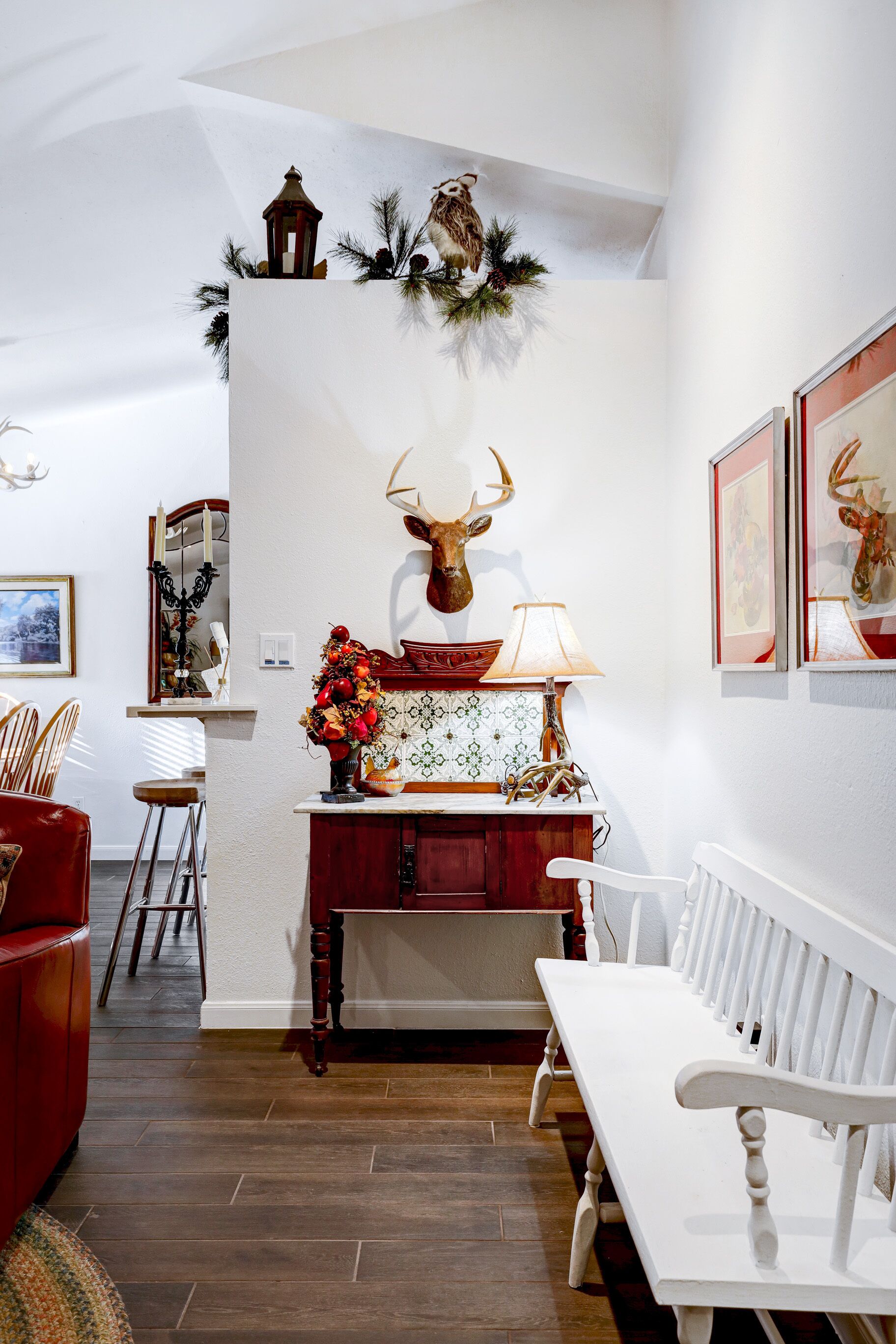 Antlers - A Birdy Vacation Rental