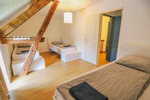 6 bedrooms