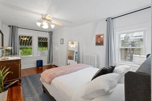 5 bedrooms, WiFi, bed sheets
