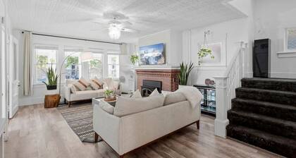 Beautiful 5BR/2.5BA House - 2 Blocks from Beach!