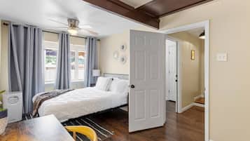 3 chambres, fer et planche à repasser, lit parapluie, Wi-Fi gratuit