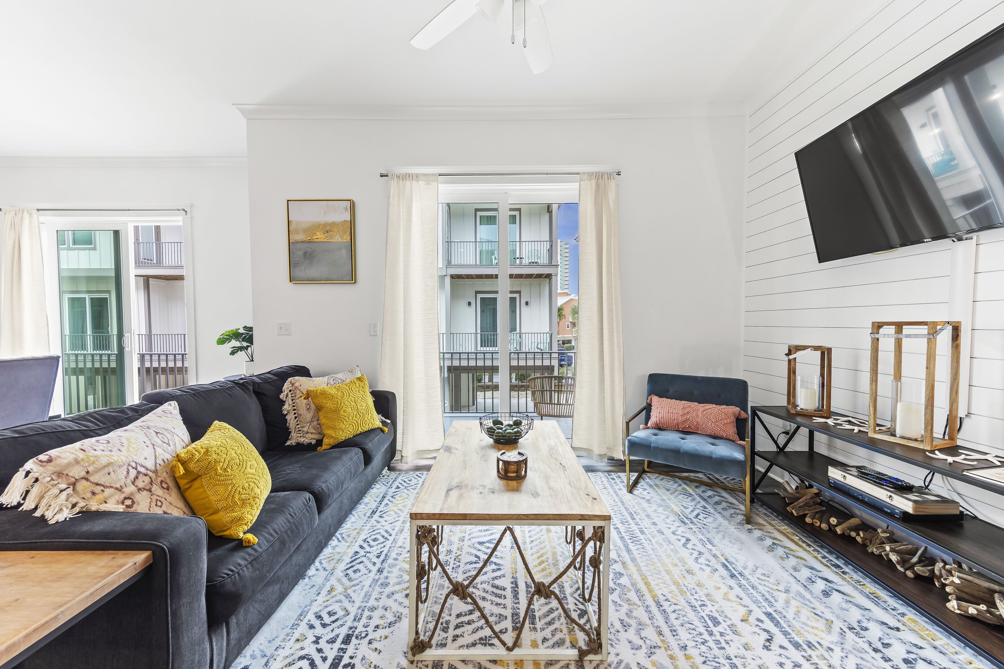 Steps from the Beach*Pool*Pier on Little Lagoon