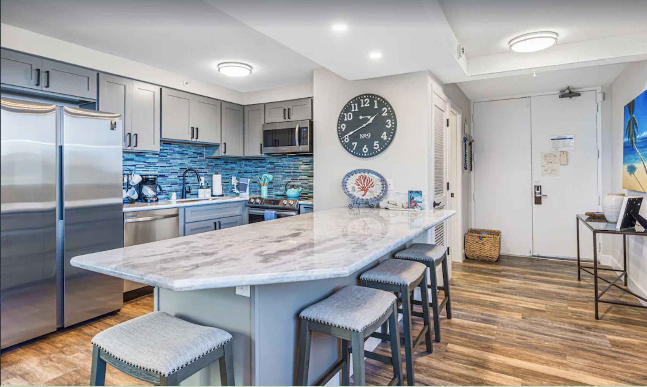 Maui Beach Condo Two Bedrooms Sleeps Six Luxury Interior 