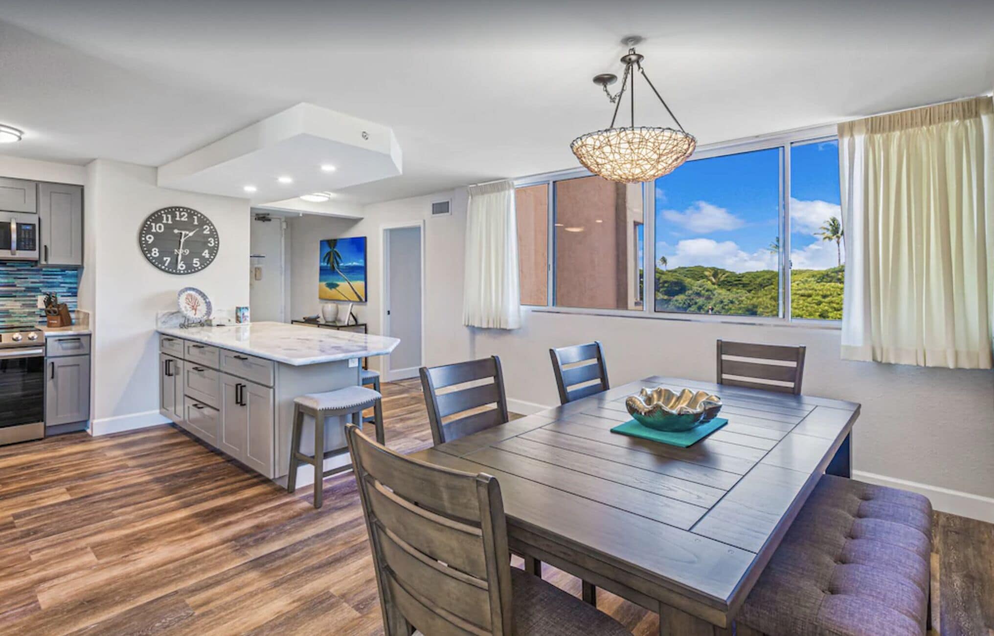 Maui Beach Condo Two Bedrooms Sleeps Six Luxury Interior 