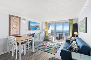 Flat-screen TV - Carolina Winds 1007 - 1 Bedroom Condo - Oceanview Unit - Pools, Hot Tub, Lazy River, Kiddie Pool, Game Room, & Restaurant (Myrtle Beach)