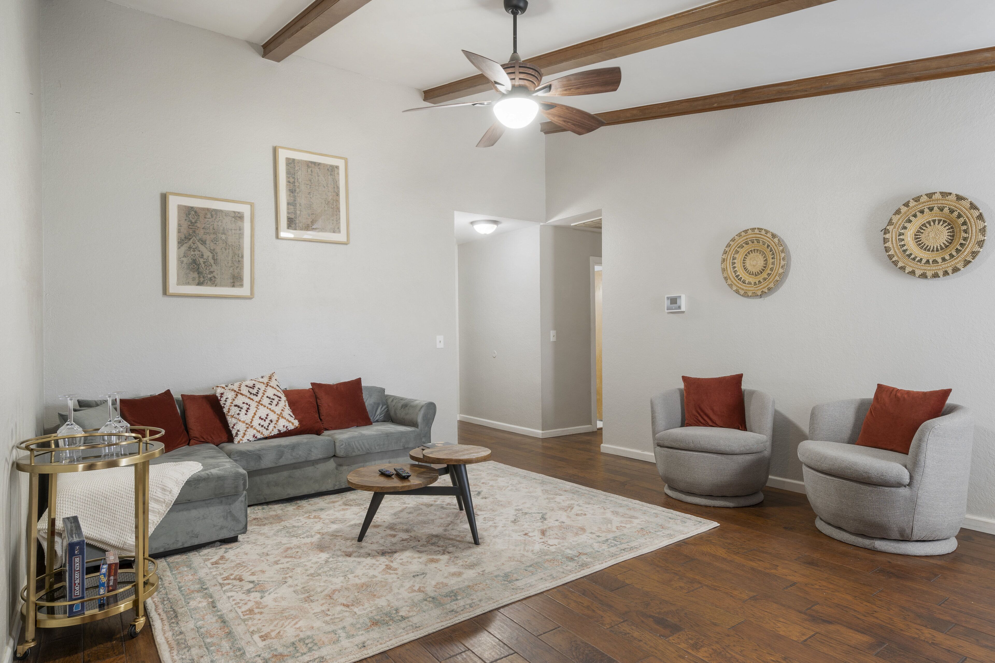 Bella Casa near all Broken fun!