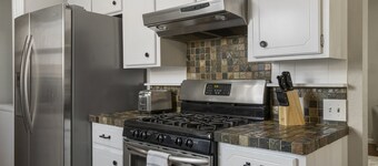 Discover Broken Arrow charm near Oral Roberts University 14min away