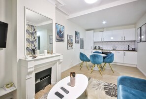 Interior - B0.Appart 4pers#Champs Elysées#Arc de Triomphe (Paris)