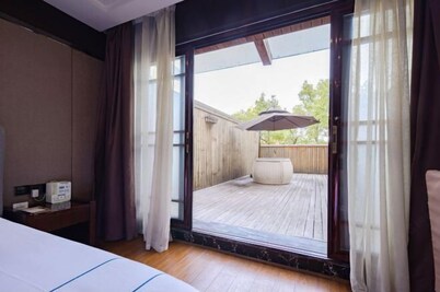 Minhang Hotel