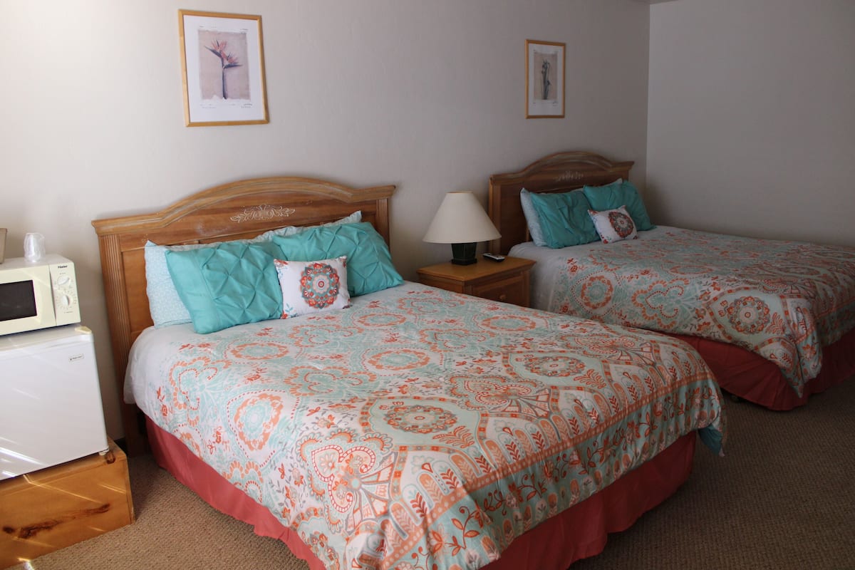 1 bedroom, in-room safe, free WiFi, bed sheets