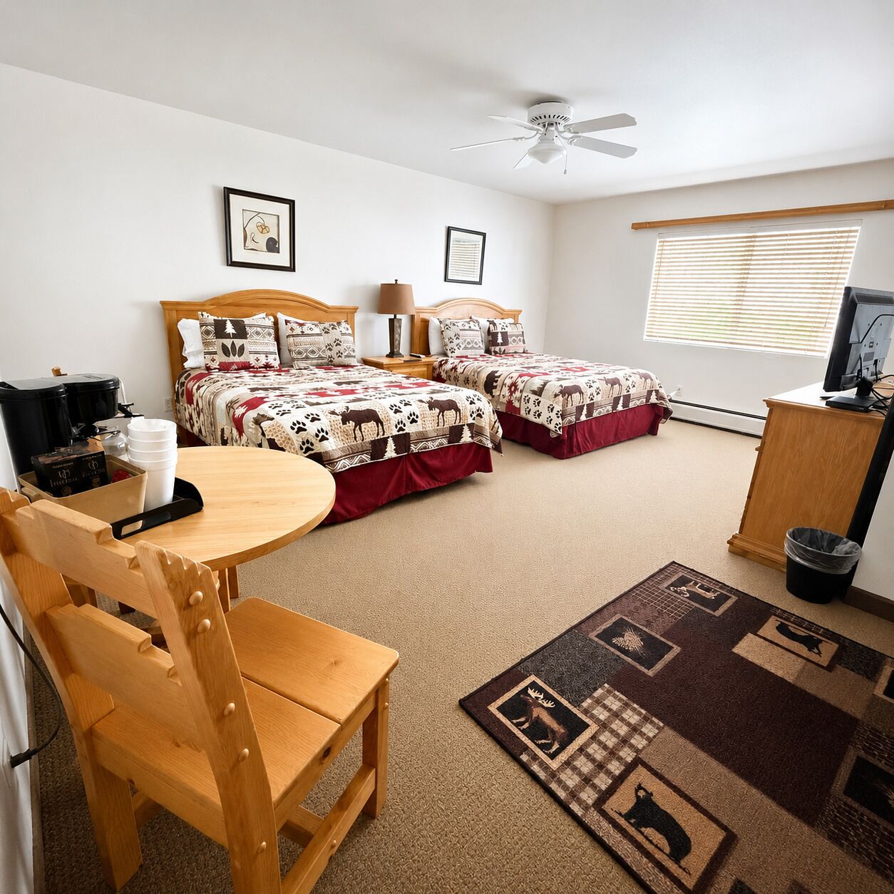 In-room safe, soundproofing, free WiFi, bed sheets