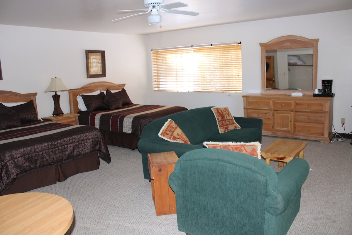 1 bedroom, in-room safe, free WiFi, bed sheets