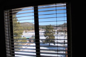 Family Room 401, 2 Bedrooms, 2 Queen Beds | 1 habitación, caja de seguridad en la habitación y wifi gratis 