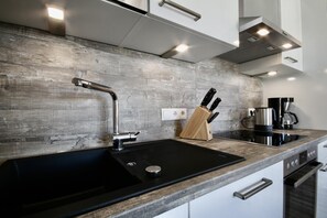 Fridge, microwave, oven, dishwasher