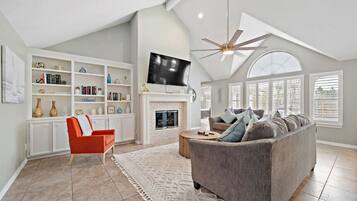Smart TV, books
