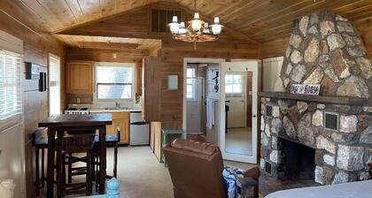 Grand lake cabin 1, great for fishing, swimming, and boating