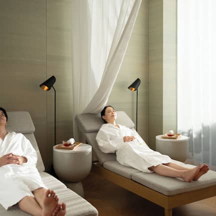 Couples treatment rooms, steam room, body treatments, hot stone massages