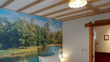 Cottage, 1 Bedroom (Quirky Too) | 1 bedroom, premium bedding, individually decorated