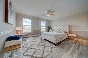 7 bedrooms, desk, iron/ironing board, free WiFi