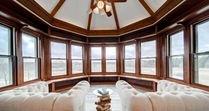 Renovated luxury villa with 7 bedrooms 5 bathrooms. Located on 40 acres of land.