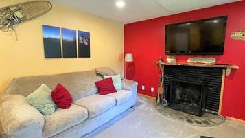 Cabin (Mountain View) | Exterior