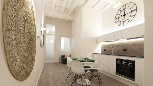 Apartemen Desain | Dapur pribadi | Lemari es, oven, kompor, dan penggiling kopi