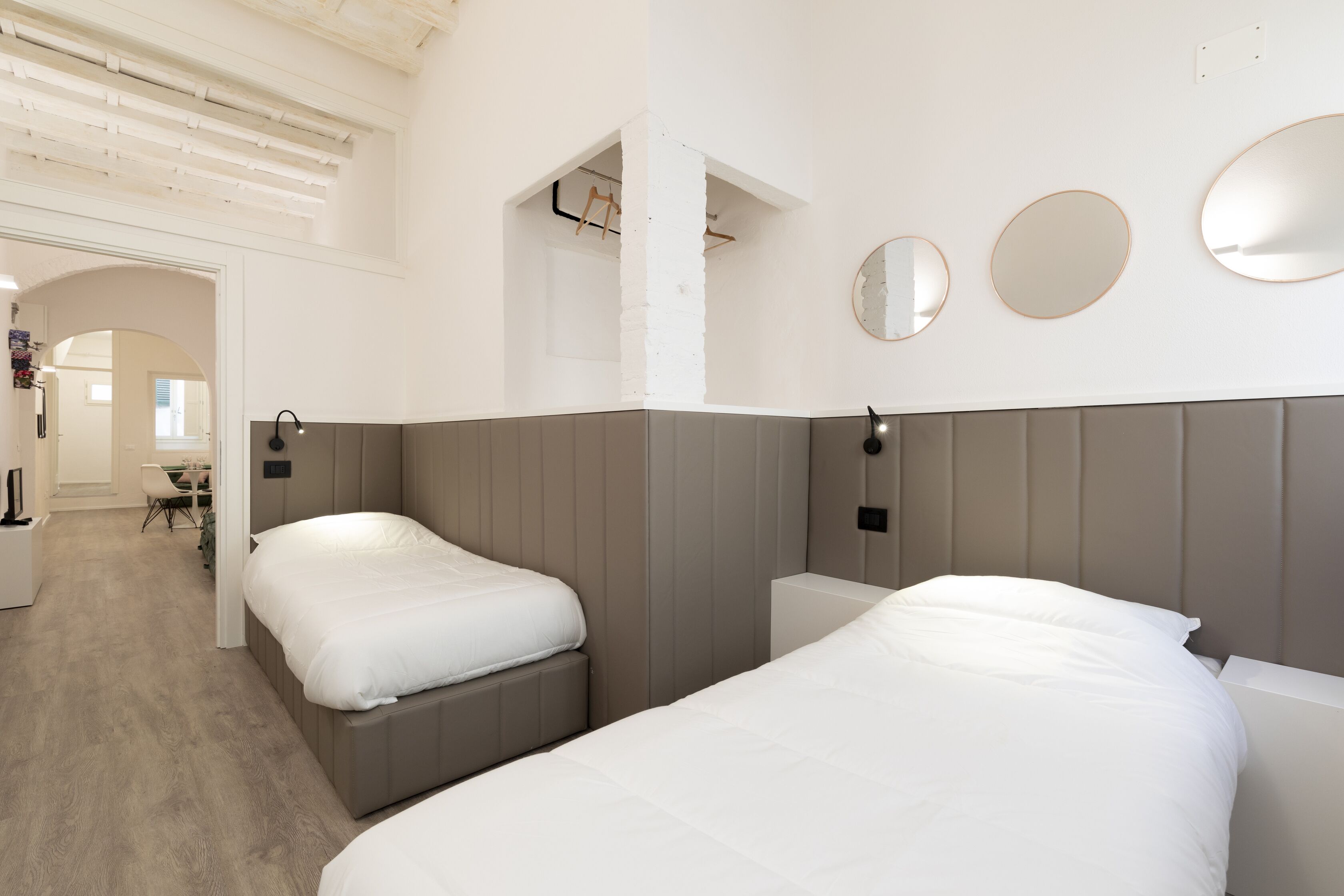 Appartamento Design | 2 camere, ferro/asse da stiro, Wi-Fi gratuito