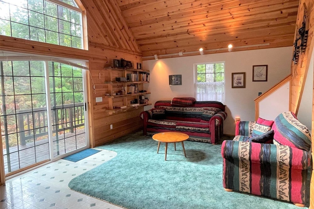 Packwood Airbnb & Cheap Cabin Rentals from 66 AirCabins
