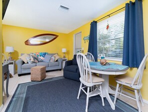 Interior - Turtle Cay at The Beach Shack! Come On Down! (Englewood)