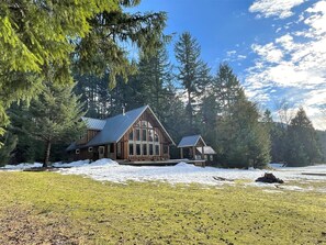 小屋 (Elkhorn) | 外觀