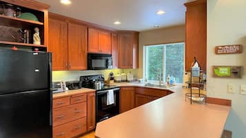 小屋 (Elkhorn) | 外觀