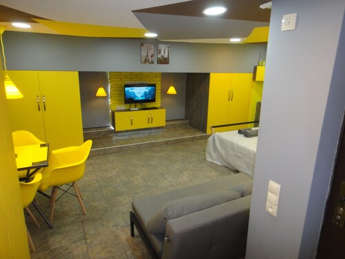 Basement Apartment in center Tbilisi