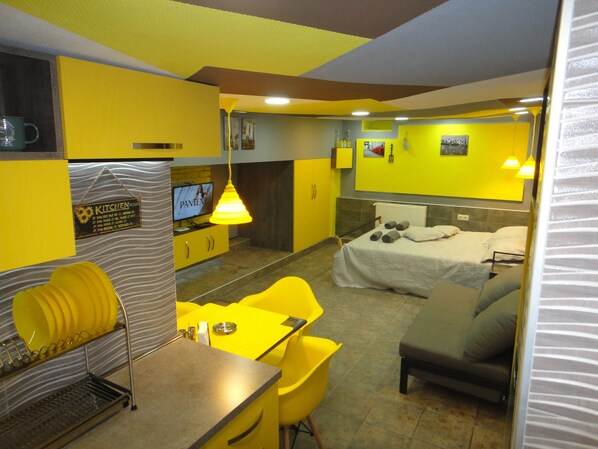 1 Schlafzimmer, Schreibtisch, Bügeleisen/Bügelbrett, kostenloses WLAN