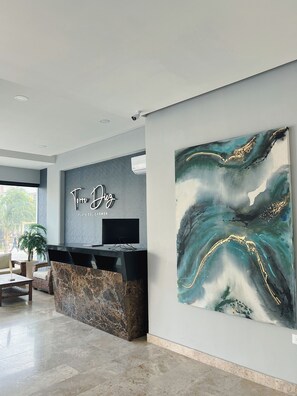 Reception - Torre Diez by Grupo Amber (Playa del Carmen)