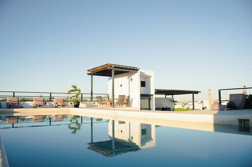 Torre Diez by Grupo Amber