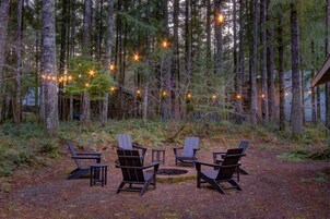 Cabin (Elk House) | Exterior