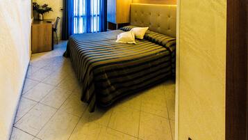 Classic Double Room | In-room safe, free WiFi, bed sheets