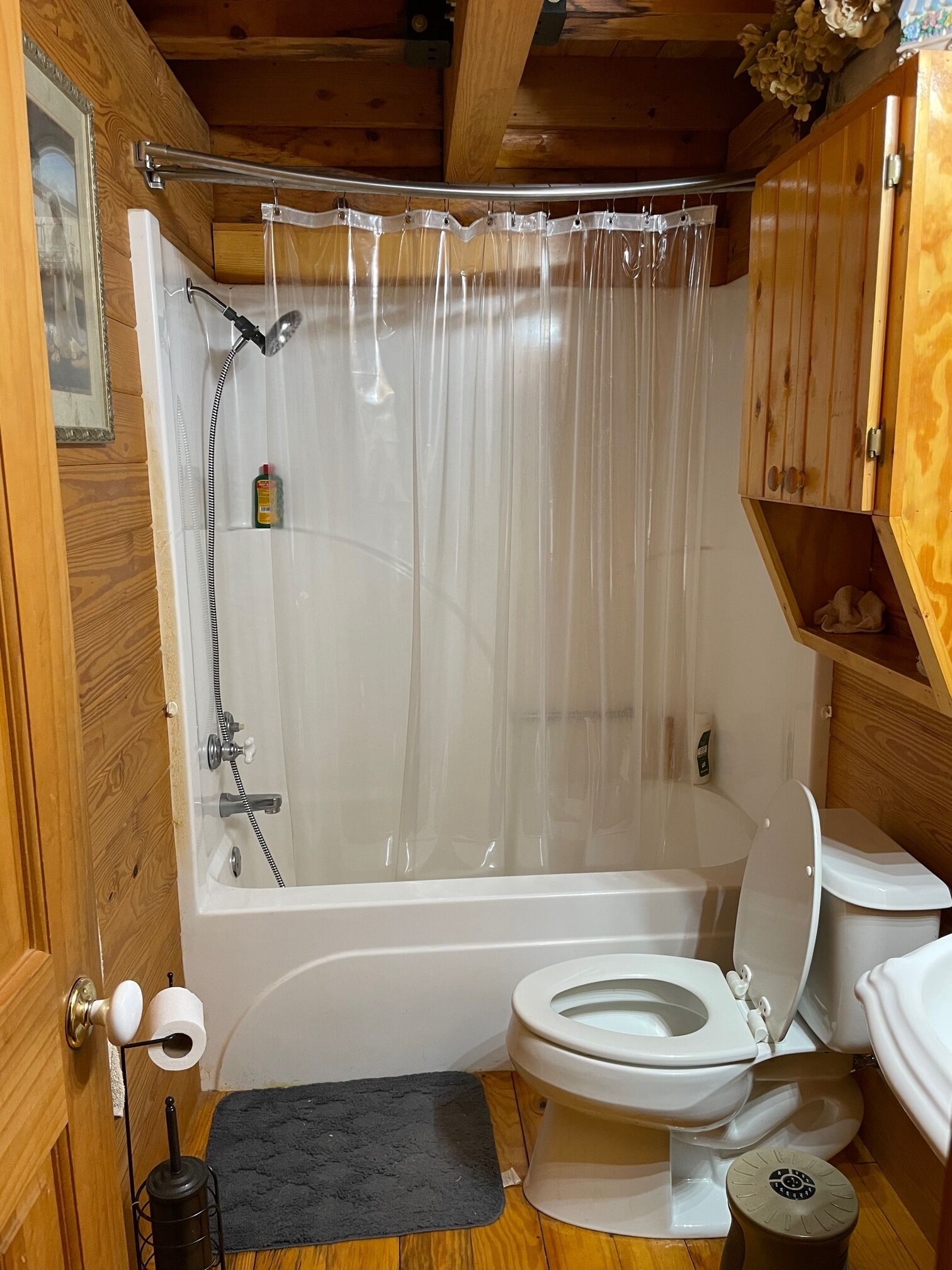 Private Lakefront House for Fishermen, Hunters, Lake-goers, and the Whole Famliy