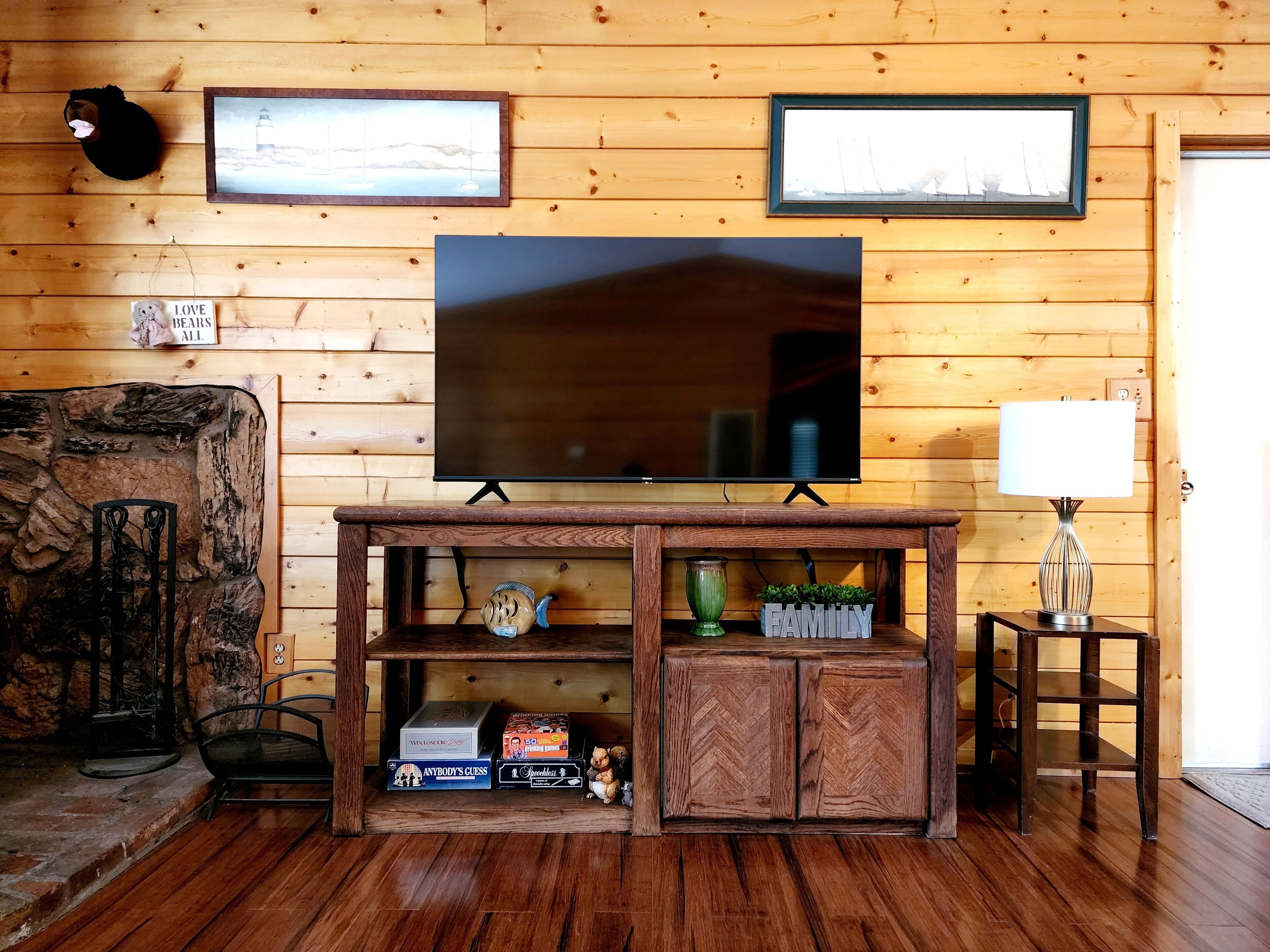 Bear Escapes II: Affordable Luxury Cabin Big Bear