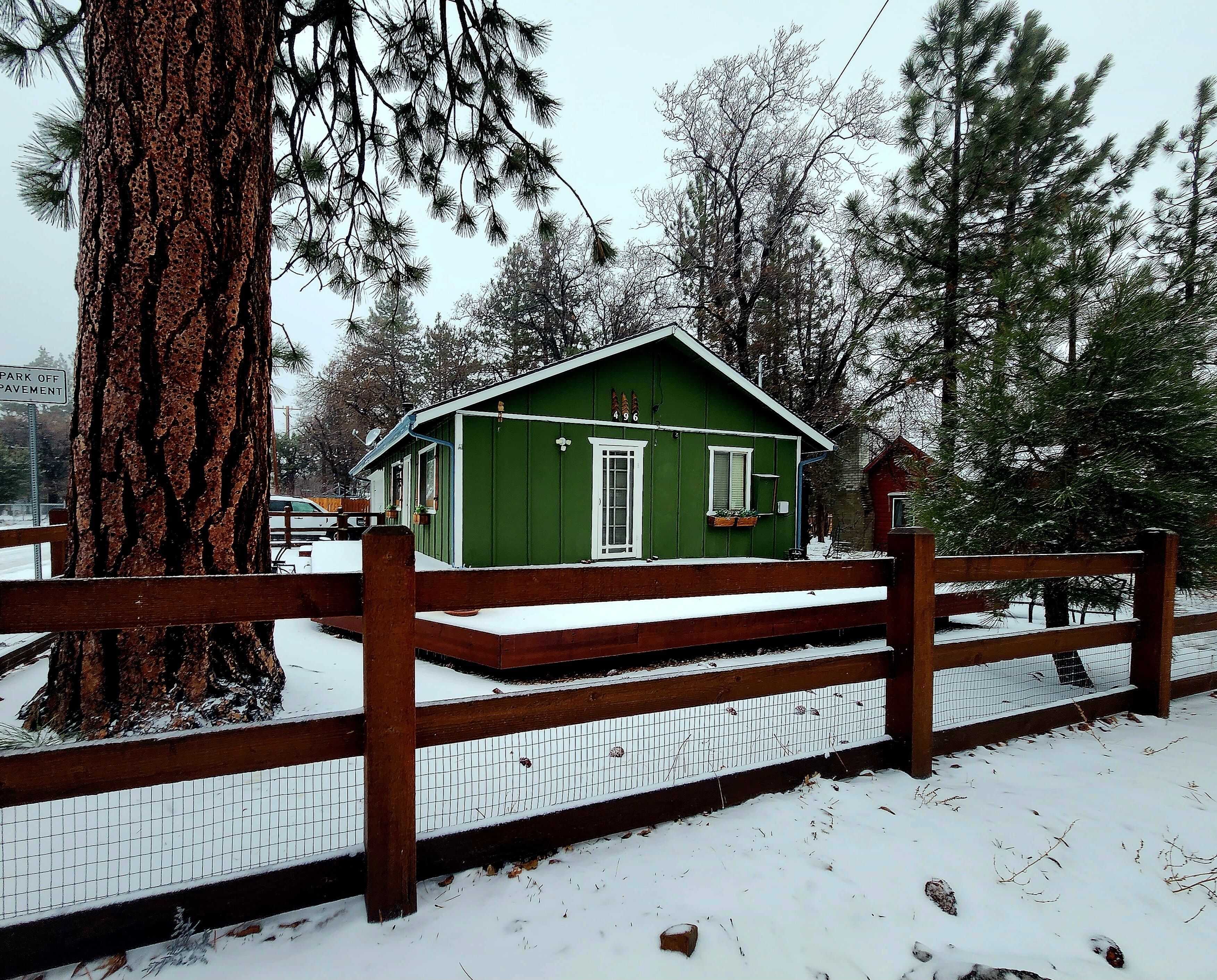Bear Escapes II: Affordable Luxury Cabin Big Bear