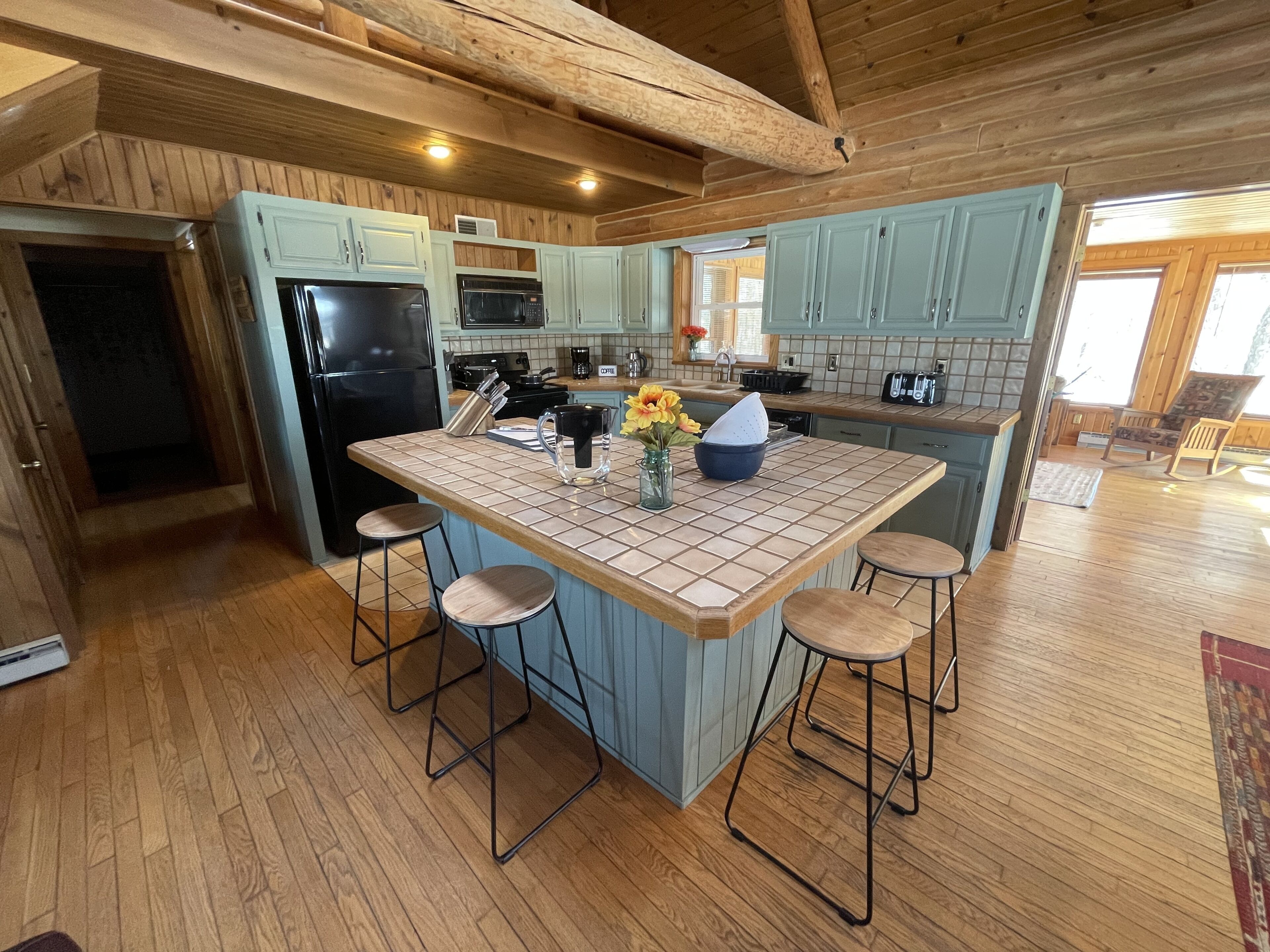 Large, private cabin for gatherings near famous Elkhart Lake