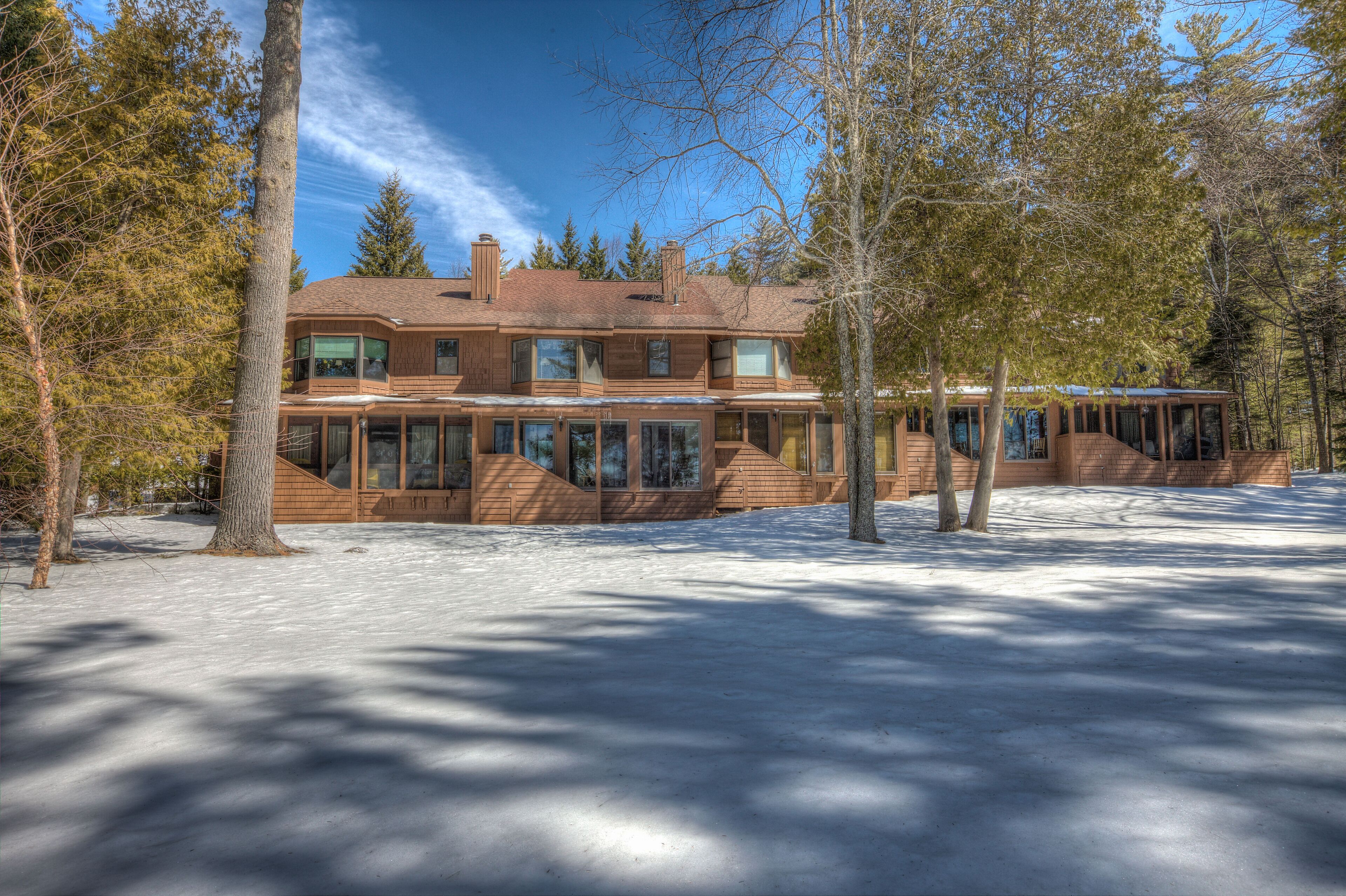 Spacious Walk-to-Town Townhome with Lake Views!