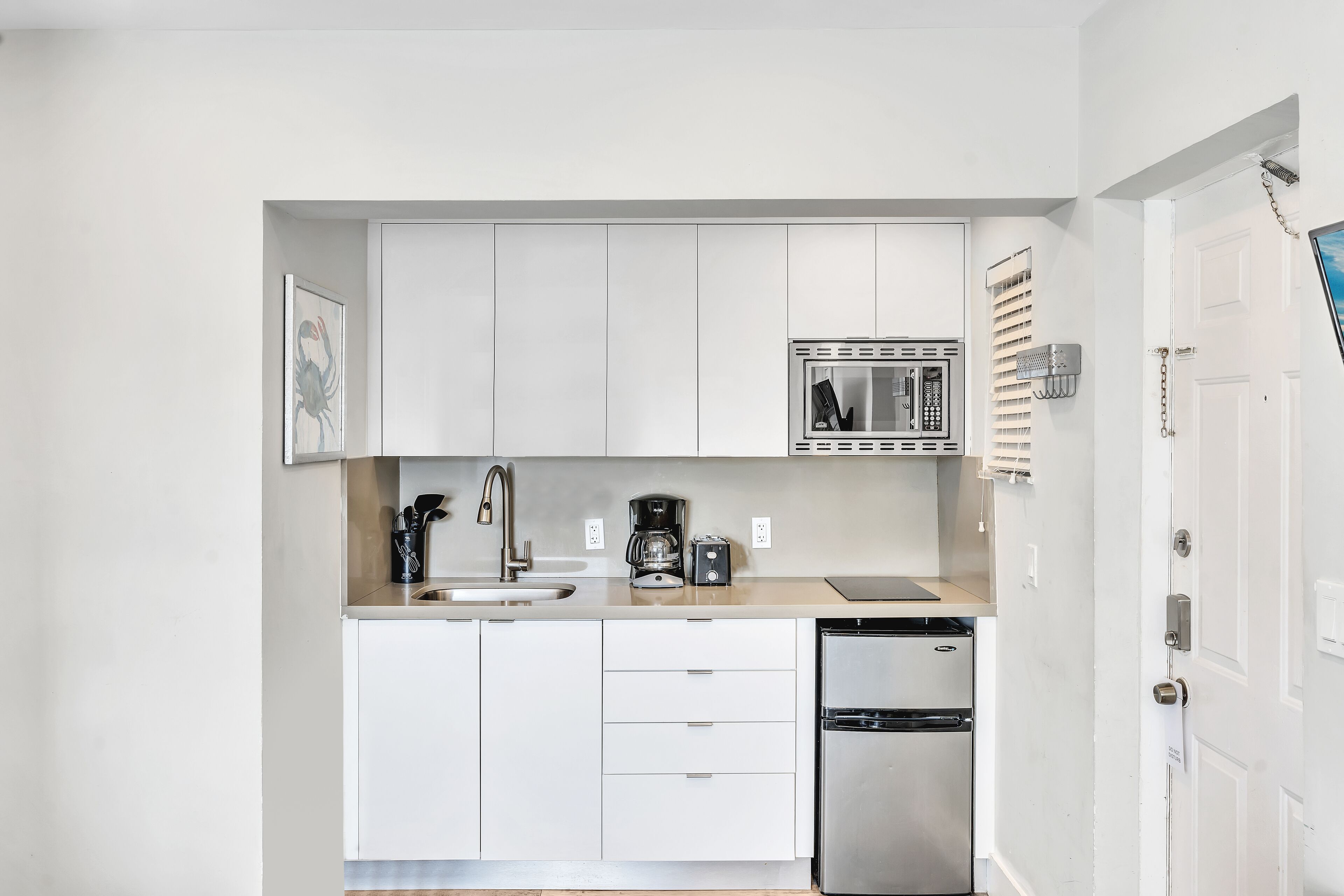 微波炉、炉灶、茶具/咖啡用具、烤面包机